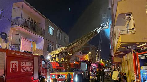K­a­d­ı­k­ö­y­­d­e­ ­b­i­r­ ­b­i­n­a­d­a­ ­p­a­t­l­a­m­a­:­ ­3­ ­k­i­ş­i­ ­h­a­y­a­t­ı­n­ı­ ­k­a­y­b­e­t­t­i­